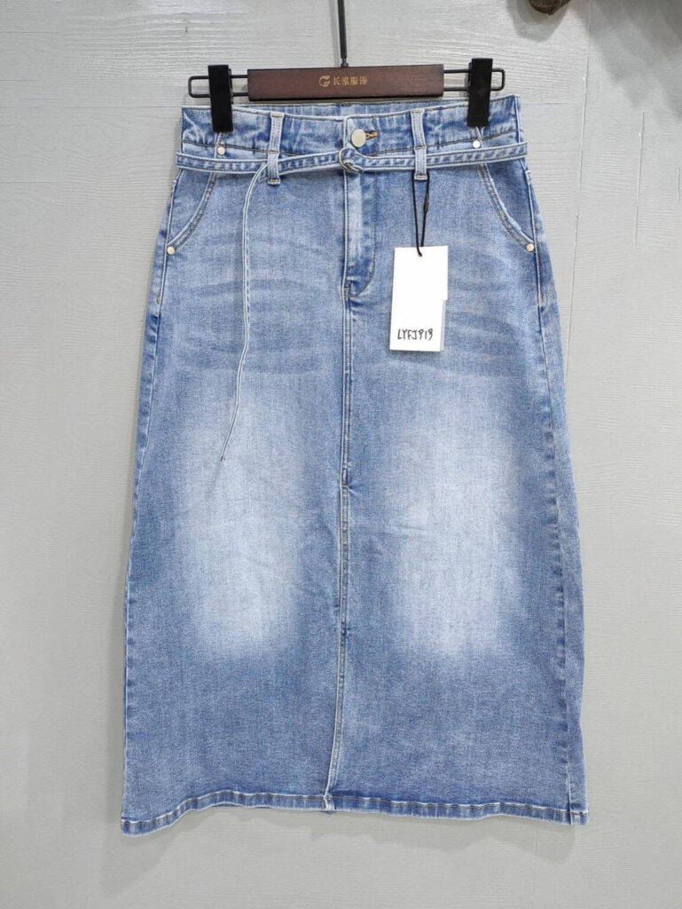 LYFJ919 Women's Classic Blue High Waisted Fashionable and Versatile Denim Skirt