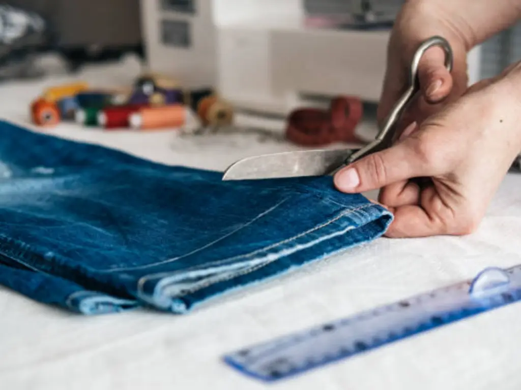 Custom Denim Jeans for Unique Designs